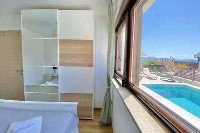 Villa mit Klimaanlage und Pool