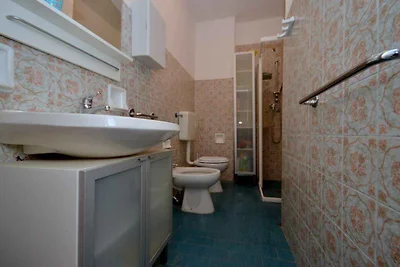 Ferienwohnung mit Klimaanlage und Balkon