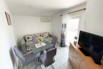 Appartamento Vacanza con famiglia Jadranovo