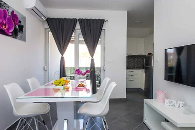 Appartamento Vacanza con famiglia Lokva Rogoznica