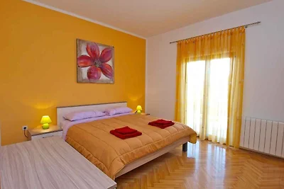 Ferienwohnung mit Terrasse und Klimaanlage