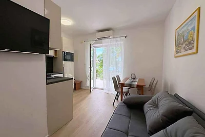 Ferienwohnung mit Terrasse und Grill