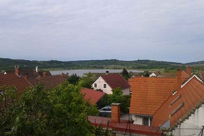 Ferienhaus mit Garten nur 50 m vom Zentrum