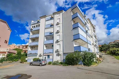 Ferienwohnung mit Balkon und Meerblick