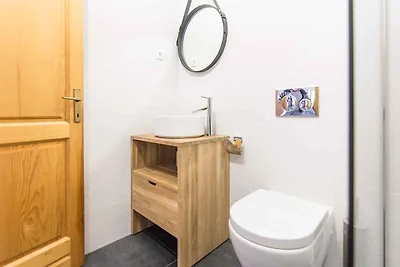 Ferienwohnung modern ausgestattet mit Pool