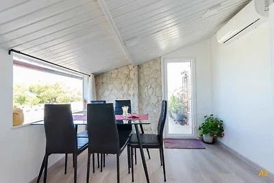 Ferienwohnung mit Klimaanlage und Meerblick