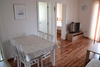 Ferienwohnung mit Balkon und Klimaanlage