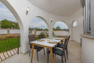 Villa mit Privatpool