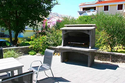 Ferienwohnung mit Balkon und Klimaanlage