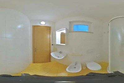 Ferienwohnung mit Klimaanlage und Balkon