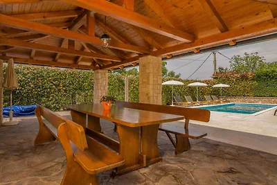 Villa mit Pool