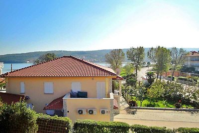 Ferienwohnung mit Terrasse und Klimaanlage