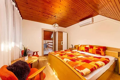 Ferienhaus mit WLAN, Klimaanlage,