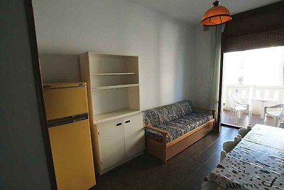 Ferienwohnung mit Balkon, nur 20m vom Meer