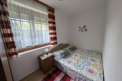 Ferienhaus mit Innenpool, Whirlpool und Sauna