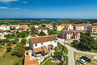 Appartamento Vacanza con famiglia Ližnjan