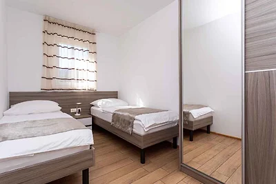 Ferienwohnung mit Klimaanlage und Balkon