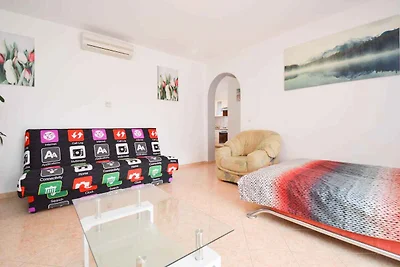 Ferienwohnung mit Klimaanlage und Grill