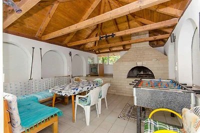 Ferienwohnung mit Terrasse und Grill