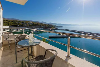 Appartamento Vacanza con famiglia Novi Vinodolski