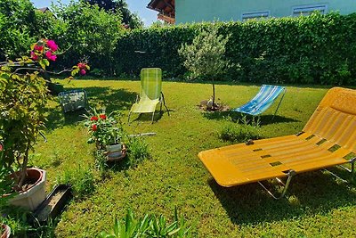 Ferienwohnung mit Garten, Grillmöglichkeit un