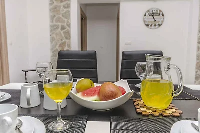 Ferienwohnung mit Balkon und Klimaanlage