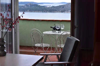 Ferienhaus mit Terrasse und Klimaanlage