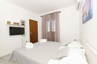 Appartamento Vacanza con famiglia Supetarska Draga
