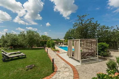 Villa mit Klimaanlage und Pool