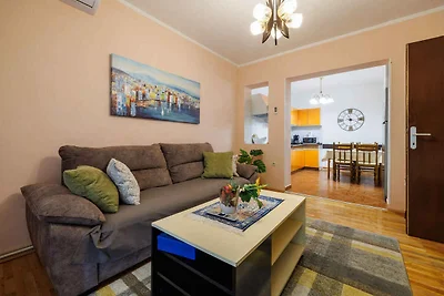 Charmante Ferienwohnung Dotli in Selce mit Ga