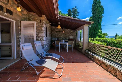 Ferienhaus mit grosser Terrasse