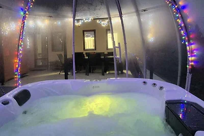Ferienhaus mit Infrasauna und Jacuzzi