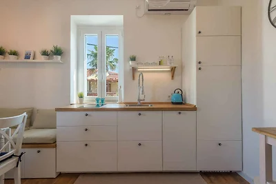 Gemütliche Ferienwohnung Rustica in Sukošan m