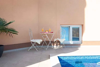 Ferienwohnung mit Poolnutzung