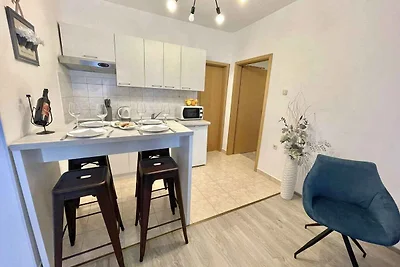 Ferienwohnung klimatisiert mit Balkon