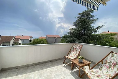 Ferienwohnung mit Klimaanlage und Balkon