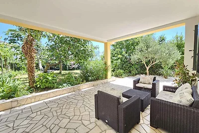 Ferienwohnung mit Garten, Klima, Internet und