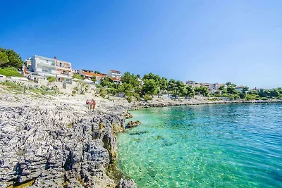 Appartamento Vacanza con famiglia Okrug Gornji