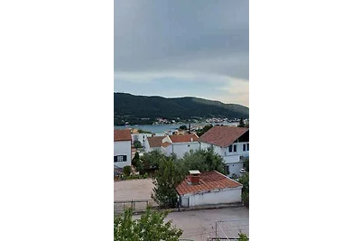 Ferienwohnung mit Klimaanlage, Balkon und