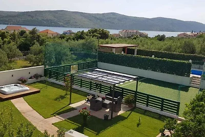 Ferienwohnung Unterkunft mit Pool