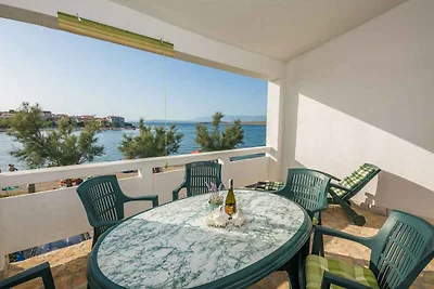 Studio mit Balkon und Meerblick