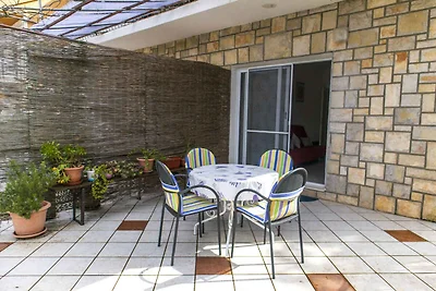 Ferienwohnung mit Terrasse und Klimaanlage