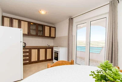 Ferienwohnung mit Balkon und Meerblick