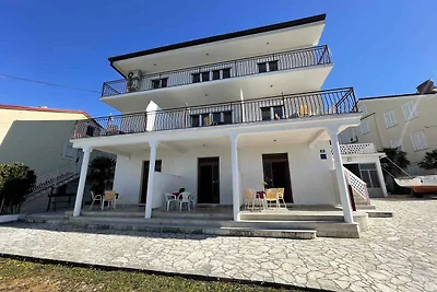 Ferienwohnung mit einen Balkon und Meerblick