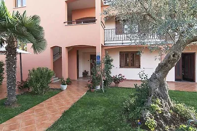 Ferienwohnung mit Garten und Klimaanlage