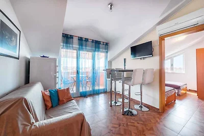 Ferienwohnung mit Balkon und Klimaanlage