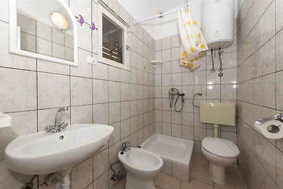 Ferienwohnung mit Balkon und Klimaanlage