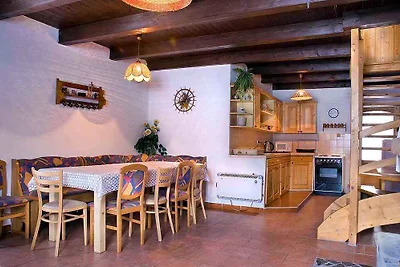 Ferienhaus mit Aussenpool und Sauna am