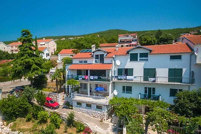 Ferienwohnung mit Balkon und Meerblick