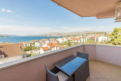 Apartment mit einen Schlafzimmer und Meerblic
